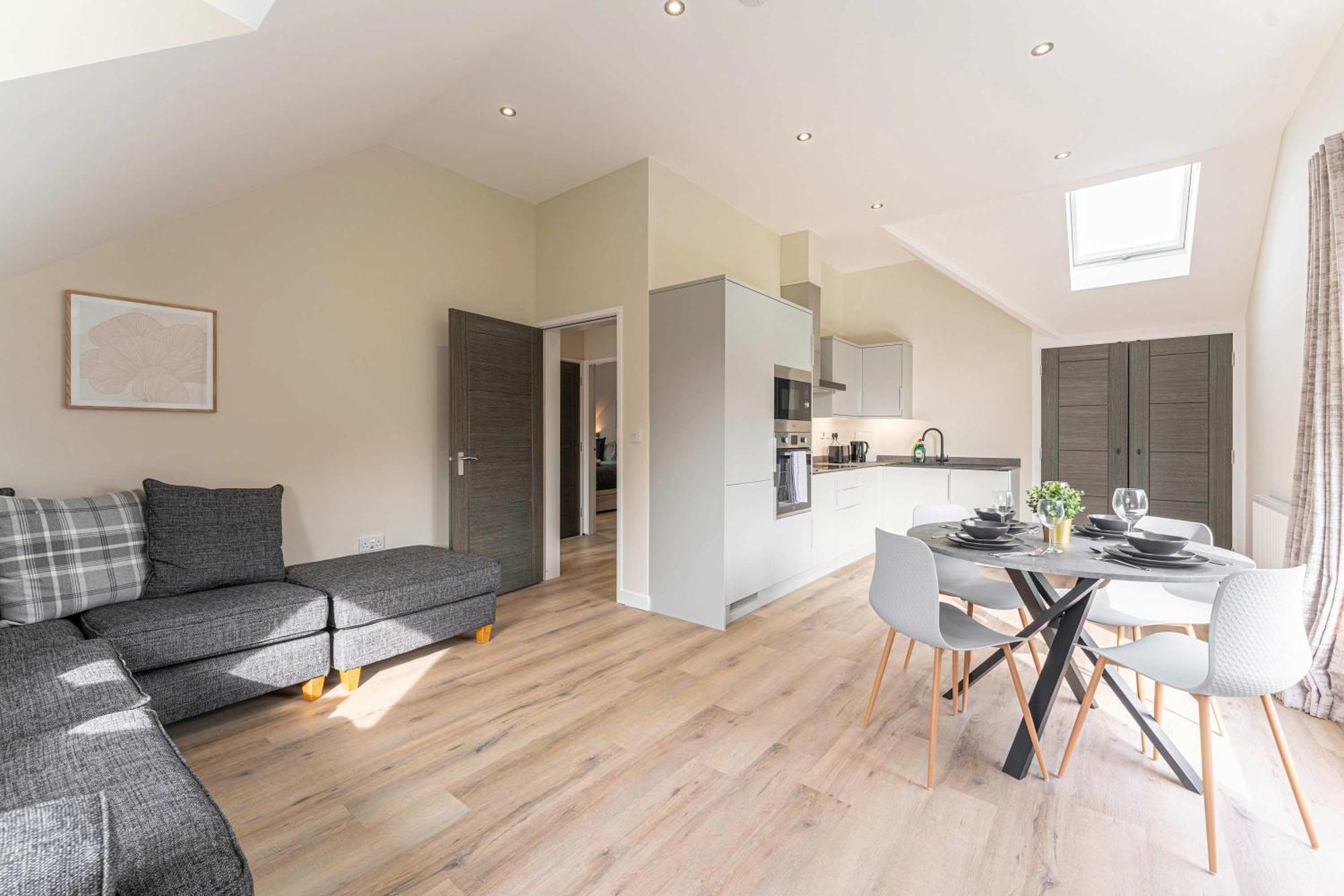 Stylish 2 Bedroom Apartments In Derby Exterior foto